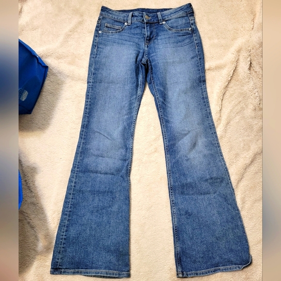 Classic Flared Lowrise Blue Jeans - Picture 1 of 3